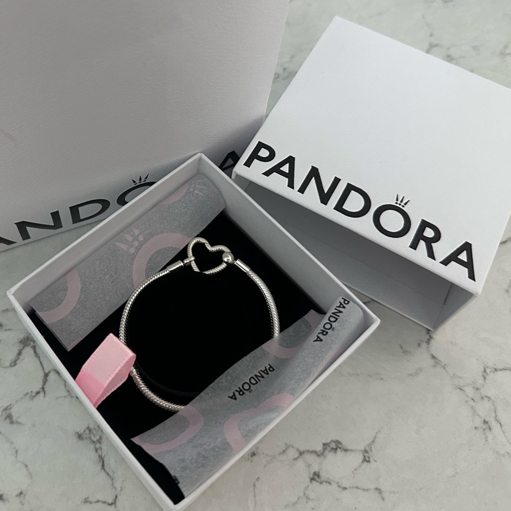 Pandora Moments Heart Closure Snake Chain Bracelet Sterling Silver 6.7 in New